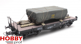 Cargo: Shipping crate under tarpaulin "NMBS"