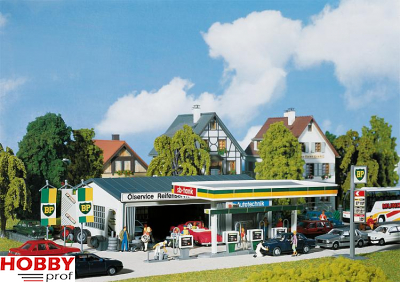 Petrol station with service bay