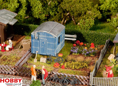 Allotments with contractor's trailer