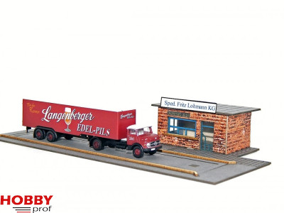 Mercedes Benz Weegbrug met auto Langenberger